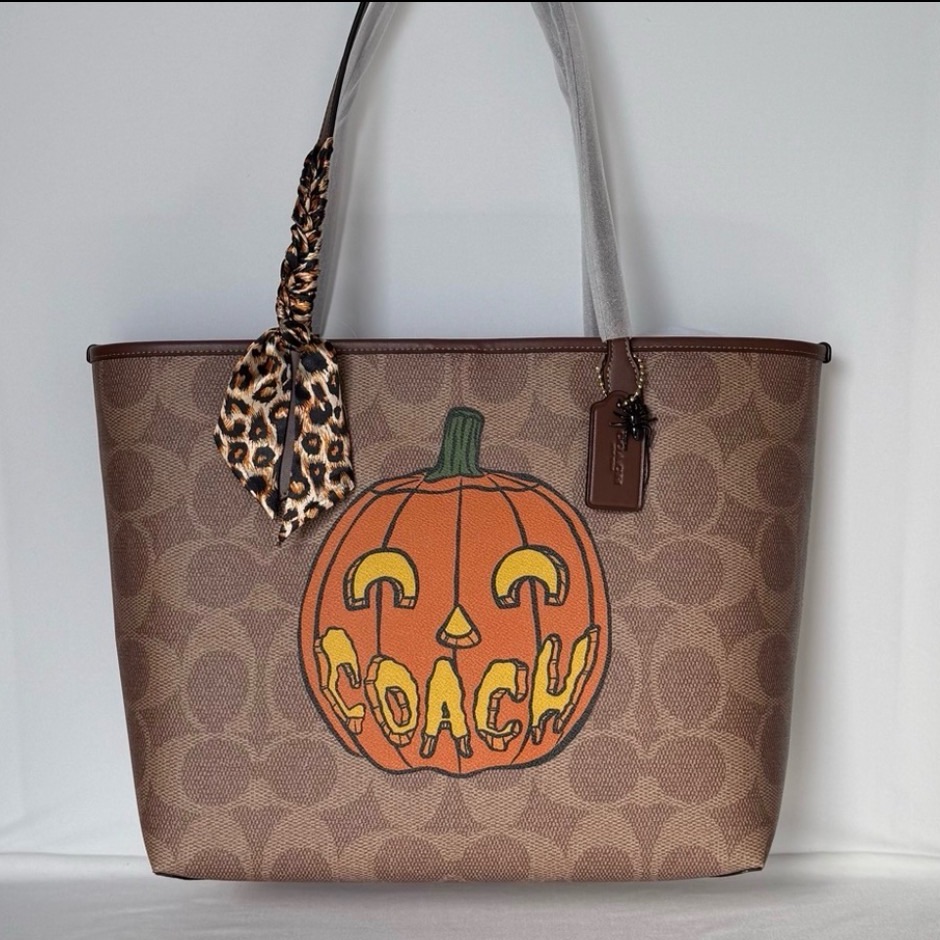 Coach City Tote Bag In Signature Canvas With Halloween Print Cce70 Nwt